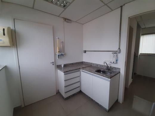 Sala, Santa Efigênia, 0 Quarto, 2 Vagas
