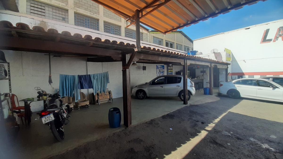 Prédio, Castelo, 0 Quarto, 15 Vagas