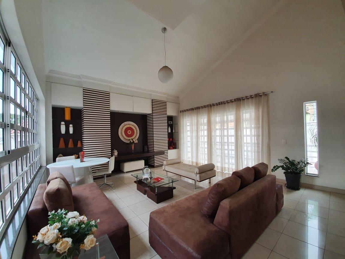 Casa, Jardim Riacho das Pedras, 4 Quartos, 6 Vagas, 3 Suítes