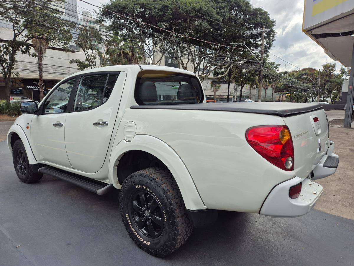Mitsubishi L200 Triton Hpe 3.2 CD Tb Int.diesel Aut