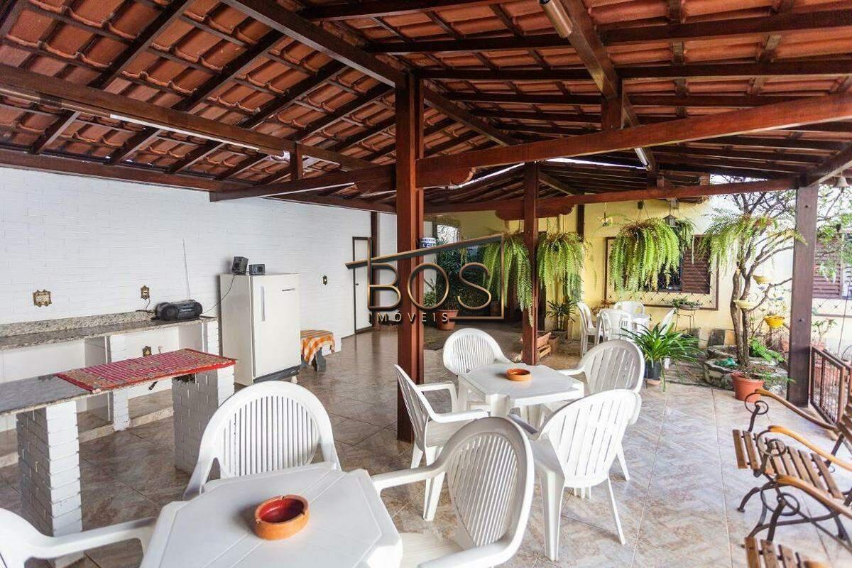 Casa, Santo Antônio, 8 Quartos, 3 Vagas, 2 Suítes