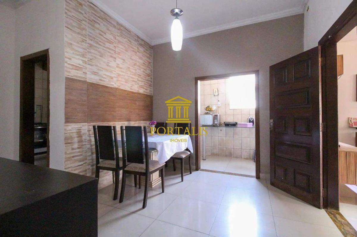 Casa, Sagrada Família, 6 Quartos, 2 Vagas, 5 Suítes