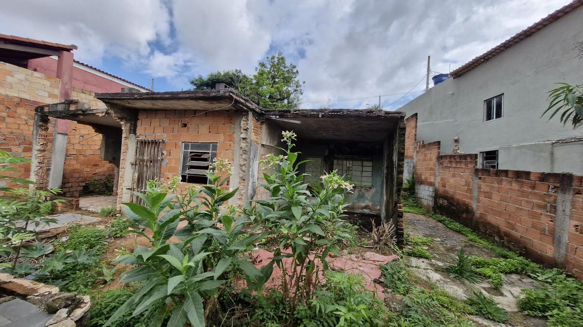 Lote, Glória, 0 Quarto, 0 Vaga