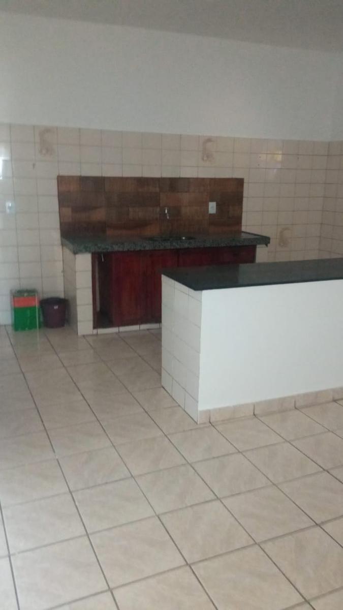 Casa Comercial, Eldorado, 2 Quartos, 0 Vaga
