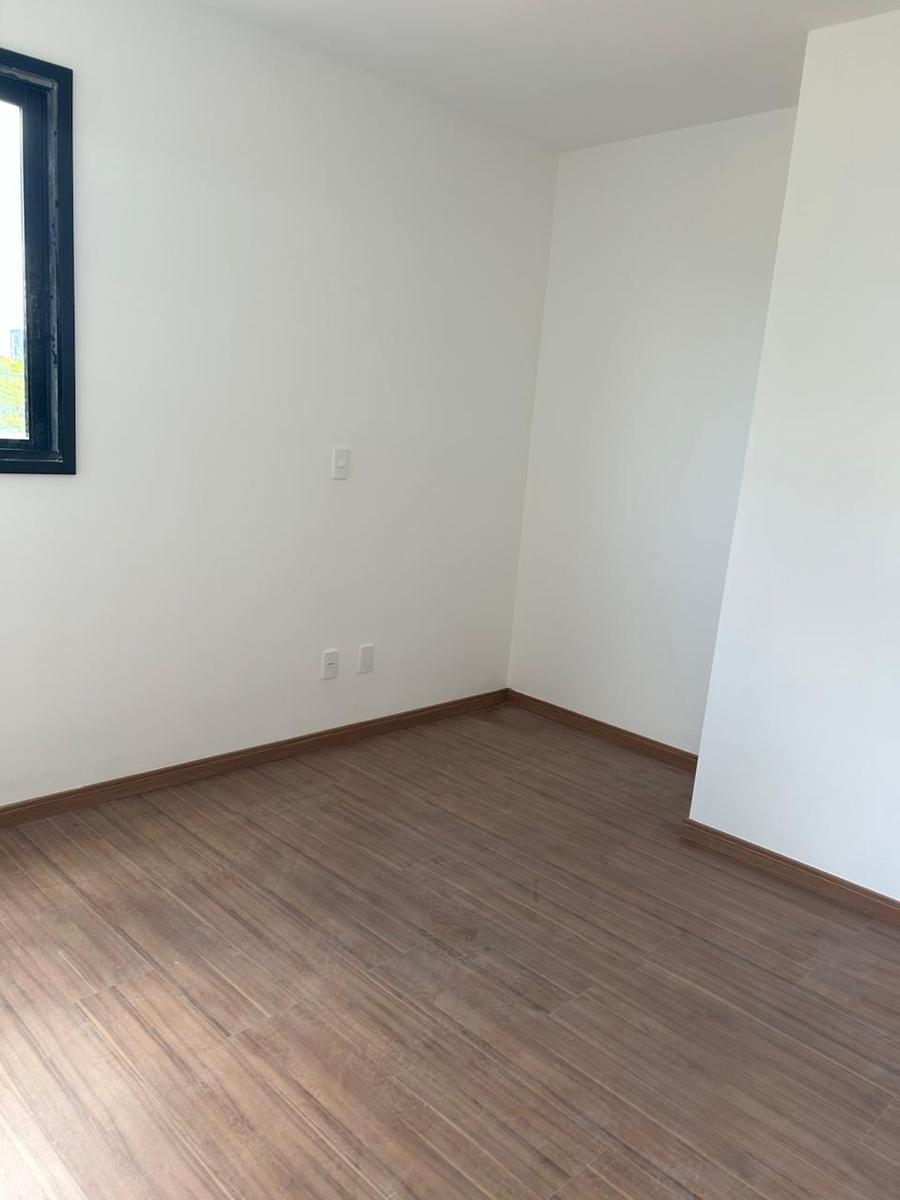 Cobertura, Sagrada Família, 4 Quartos, 2 Vagas, 1 Suíte