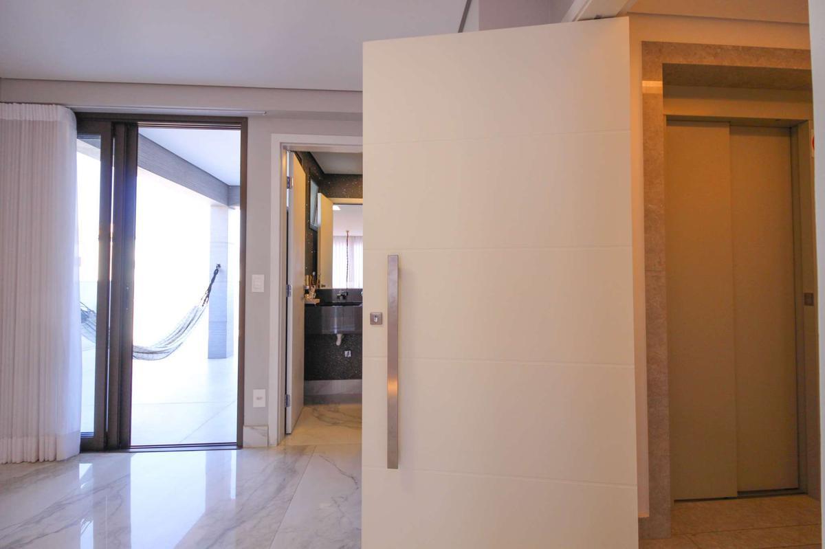 Cobertura, Sagrada Família, 3 Quartos, 4 Vagas, 2 Suítes