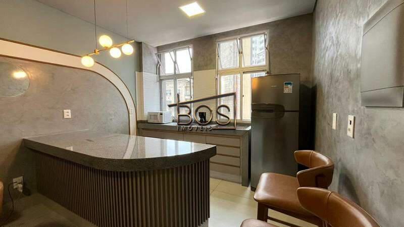 Apartamento, Centro, 2 Quartos, 0 Vaga, 1 Suíte