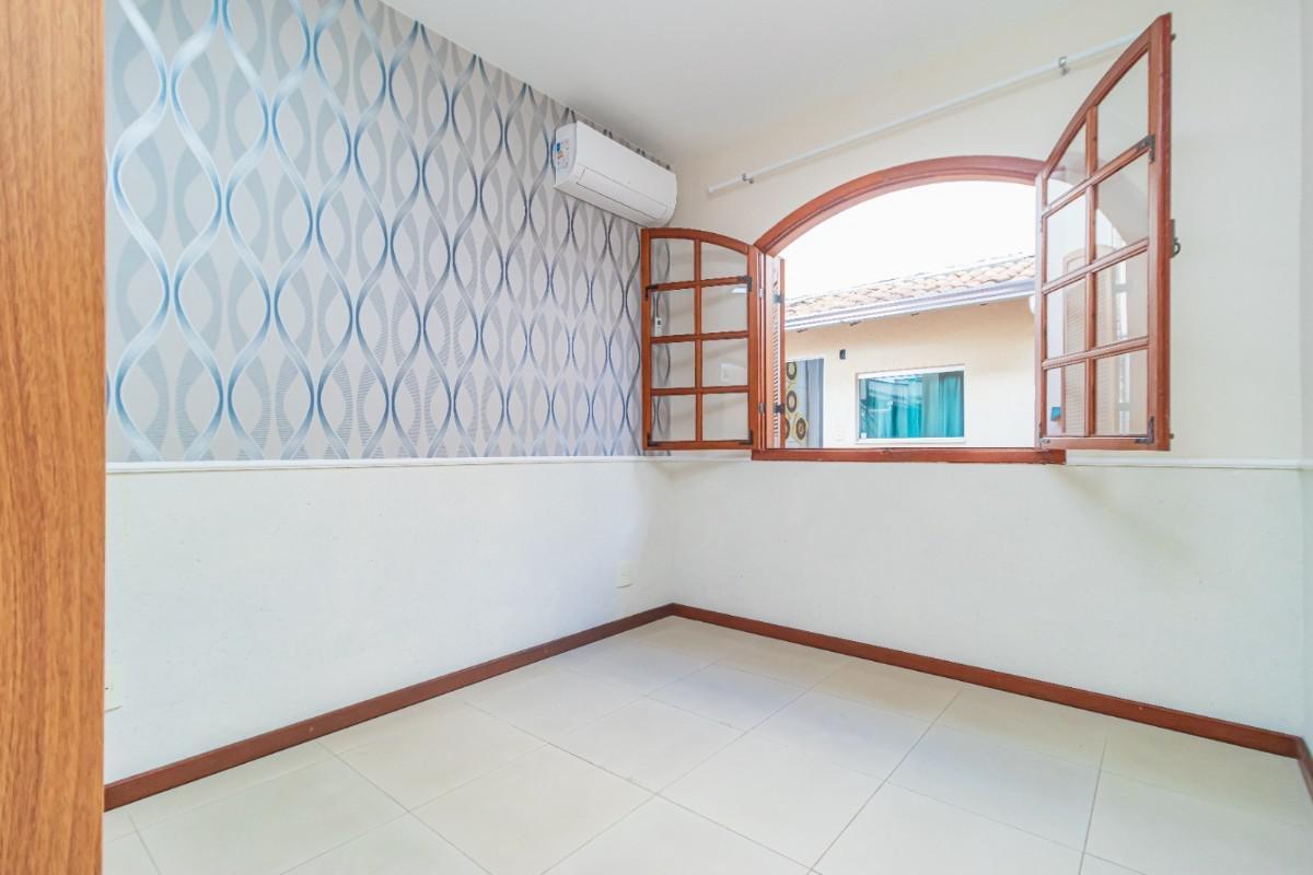 Casa, Itapoã, 4 Quartos, 2 Vagas, 1 Suíte