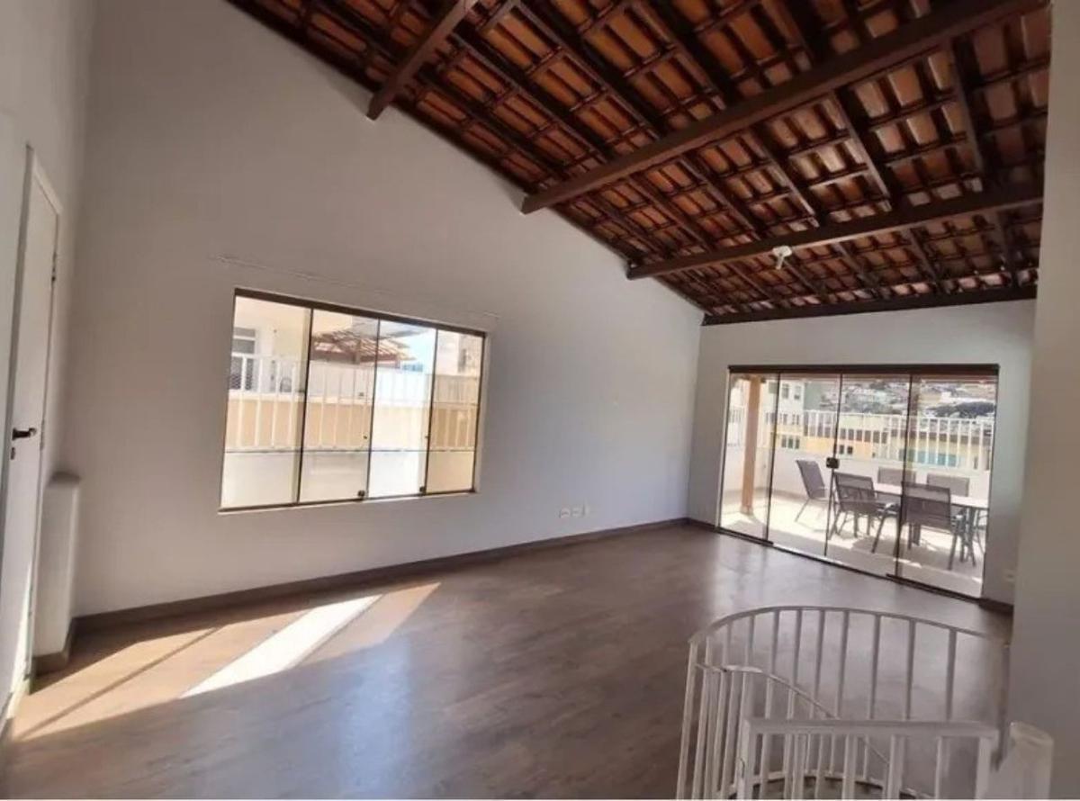 Cobertura, Estoril, 3 Quartos, 1 Vaga, 1 Suíte