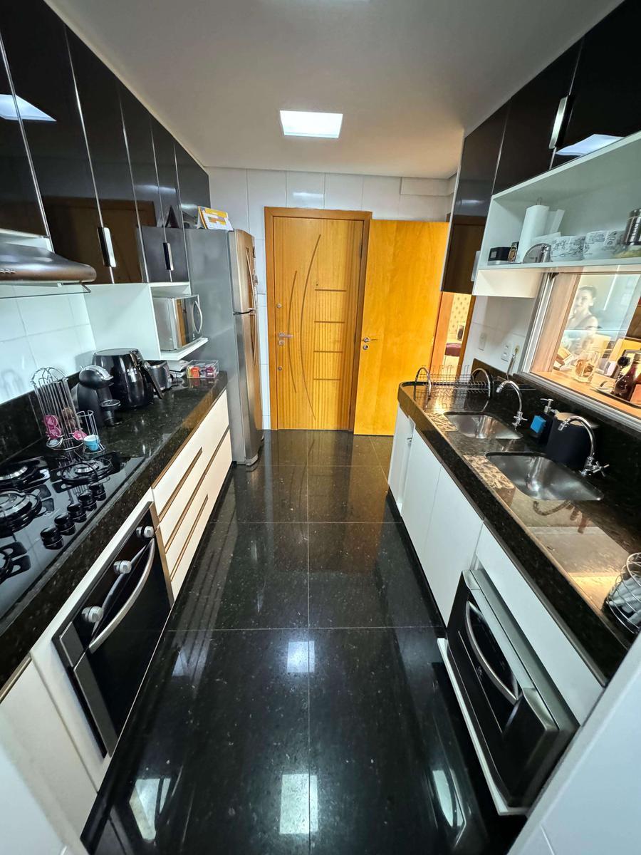 Apartamento, Fernão Dias, 4 Quartos, 3 Vagas, 2 Suítes
