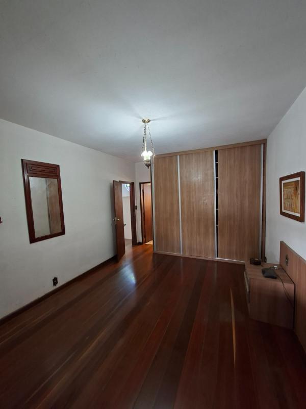 Casa, Santa Rosa, 5 Quartos, 3 Vagas, 1 Suíte