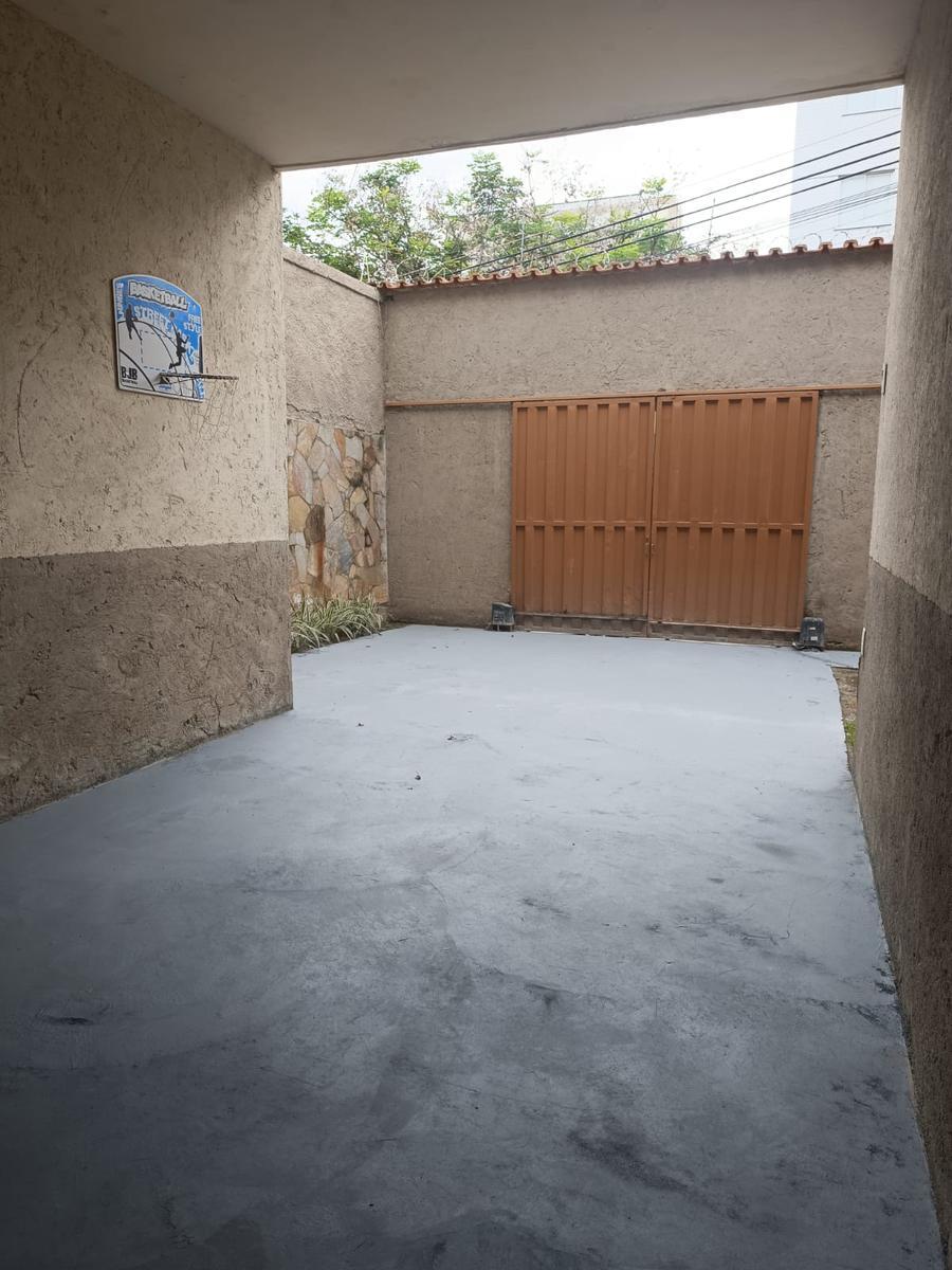 Casa, Jardim América, 3 Quartos, 4 Vagas, 2 Suítes