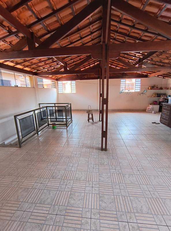 Casa, Tirol, 5 Quartos, 2 Vagas, 1 Suíte