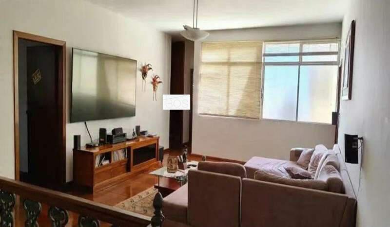 Casa, Luxemburgo, 5 Quartos, 4 Vagas, 2 Suítes