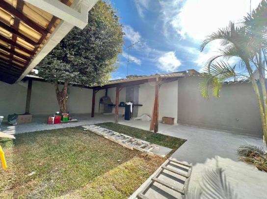 Casa, Alípio de Melo, 5 Quartos, 4 Vagas, 2 Suítes