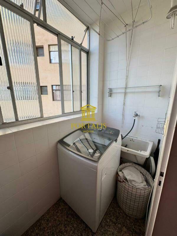 Apartamento, Floresta, 1 Quarto, 0 Vaga