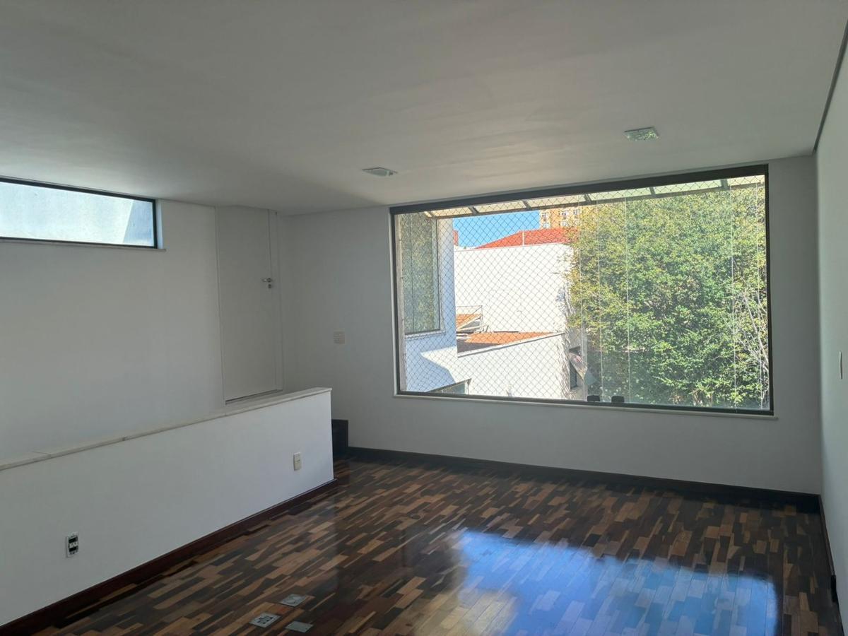 Casa, São José, 3 Quartos, 5 Vagas, 1 Suíte