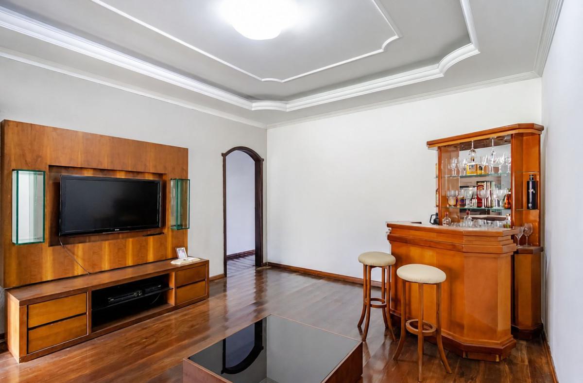 Casa, Castelo, 3 Quartos, 7 Vagas, 2 Suítes