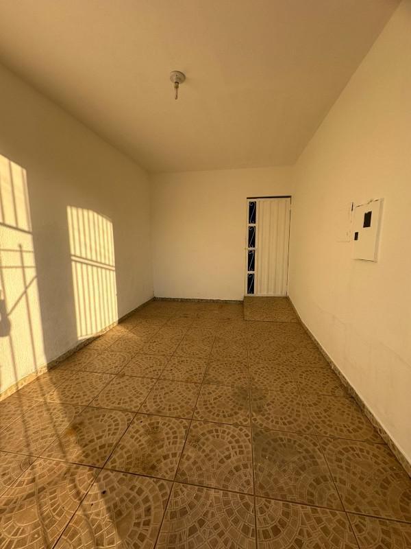 Casa Comercial, Bom Pastor, 0 Quarto, 2 Vagas