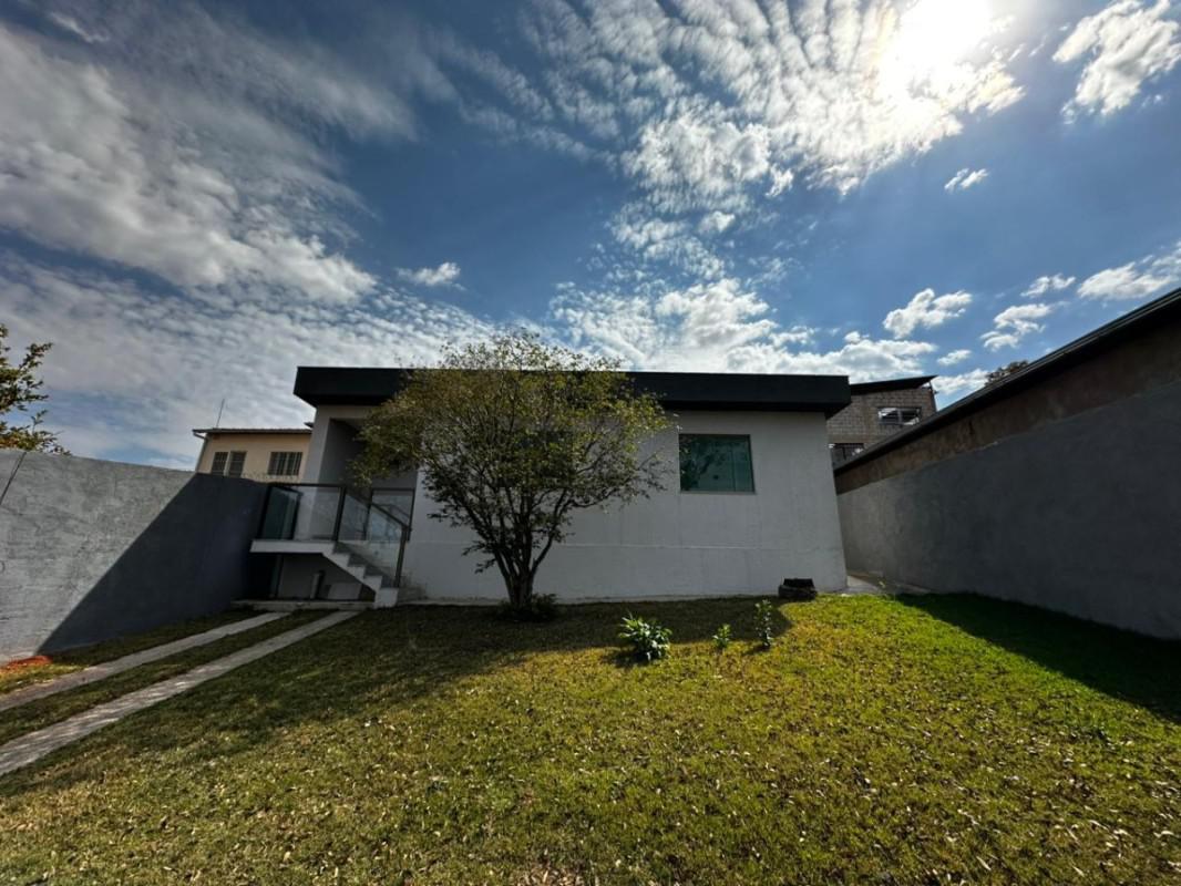 Casa, Residencial Visão, 3 Quartos, 8 Vagas, 1 Suíte