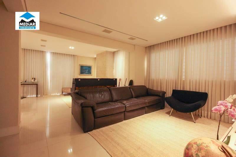 Casa, Mangabeiras, 4 Quartos, 4 Vagas, 1 Suíte