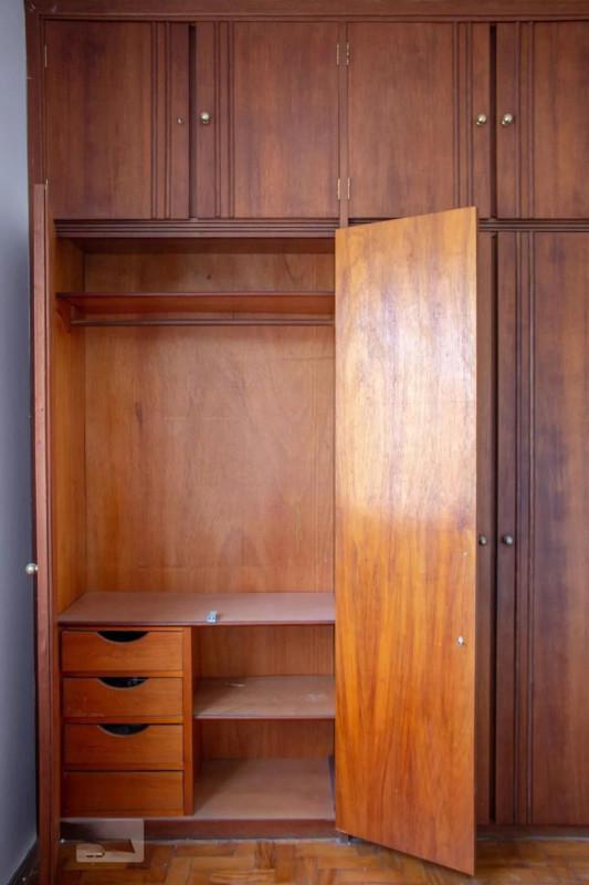 Apartamento, Centro, 3 Quartos, 0 Vaga, 2 Suítes
