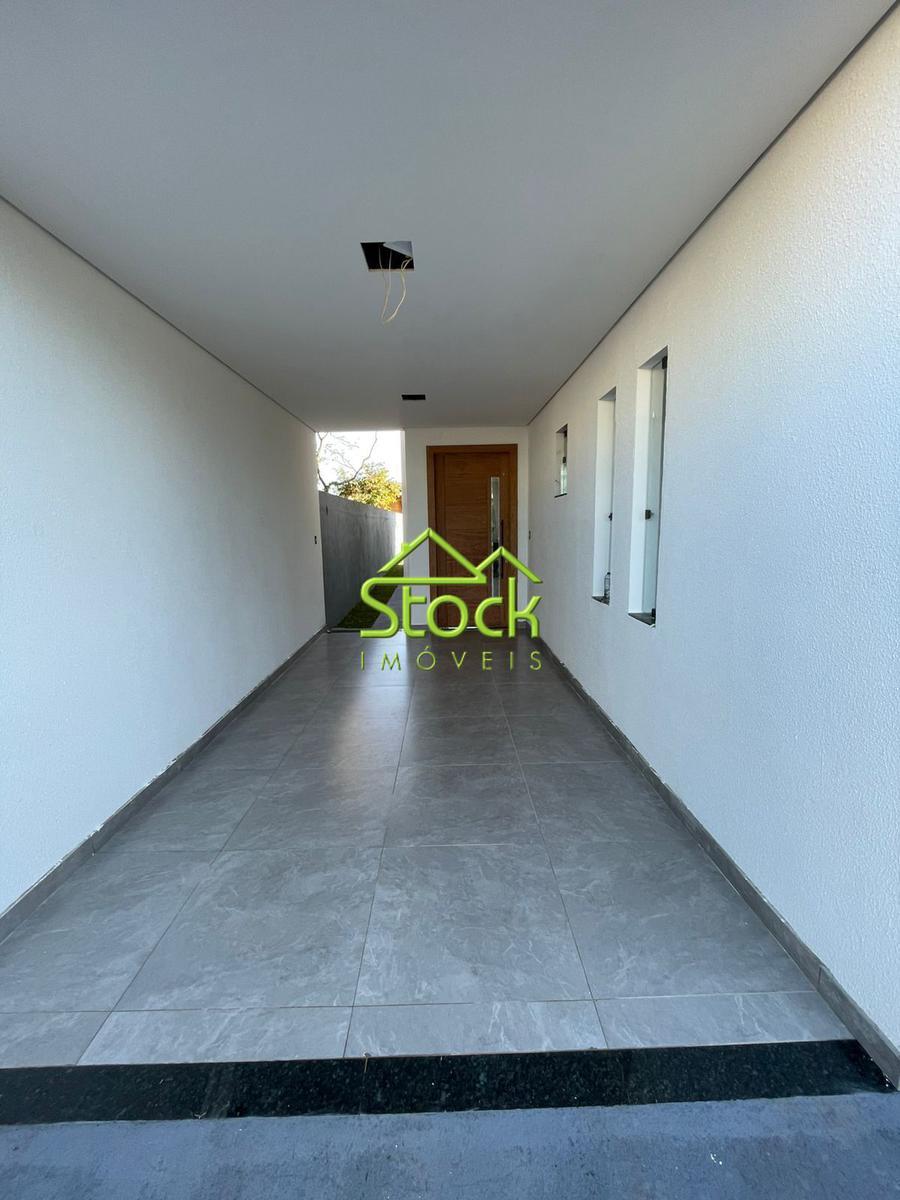 Casa, Jardim Imperial, 3 Quartos, 2 Vagas, 1 Suíte