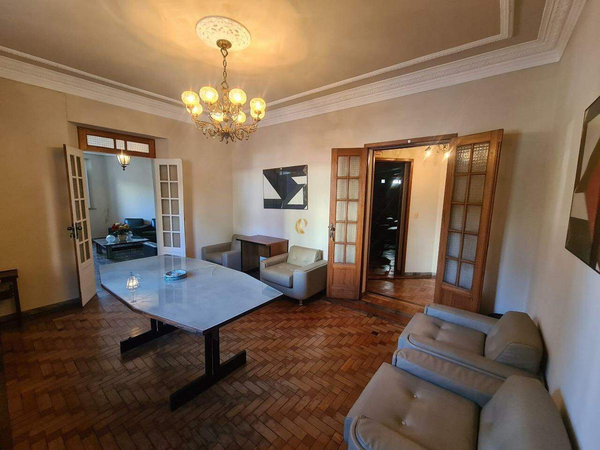 Casa, Funcionários, 0 Quarto, 0 Vaga
