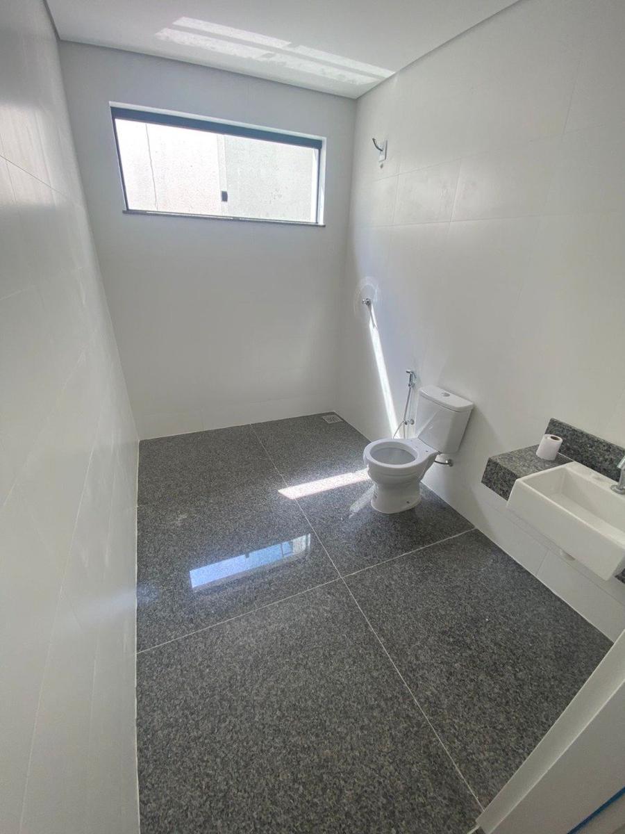 Casa Comercial, Colégio Batista, 0 Quarto, 3 Vagas