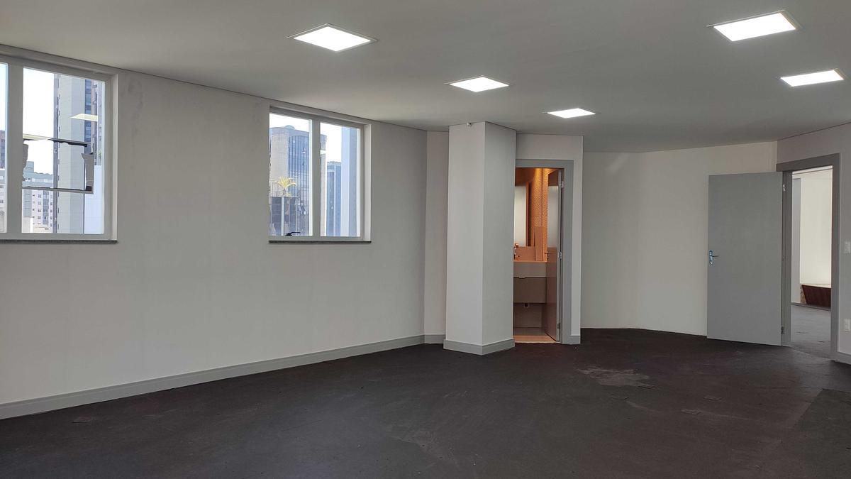 Sala, Savassi, 0 Quarto, 7 Vagas