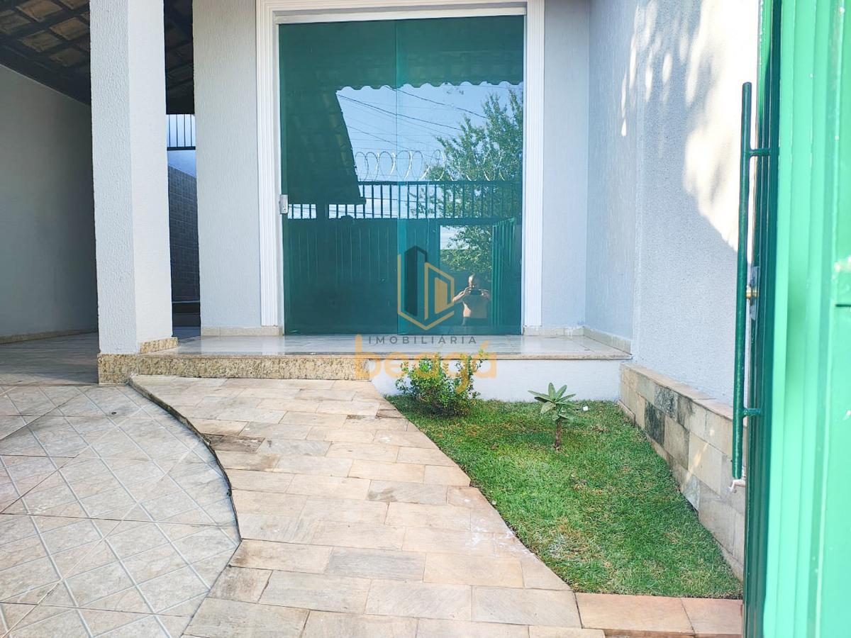 Casa, Santa Mônica, 3 Quartos, 2 Vagas, 1 Suíte