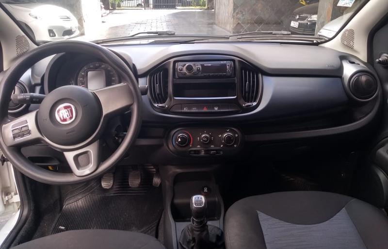 Fiat Uno Attractive 1.0 Flex 6v 5p
