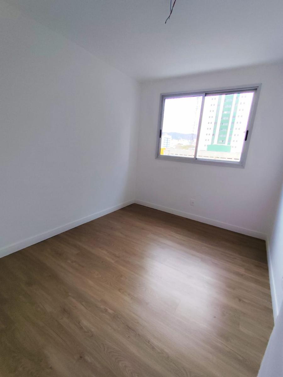 Apartamento, Sagrada Família, 3 Quartos, 2 Vagas, 1 Suíte