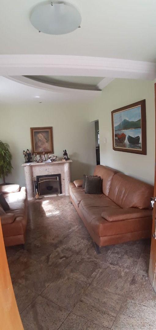 Casa, Padre Eustáquio, 8 Quartos, 3 Vagas, 1 Suíte