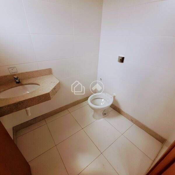 Sala, Estoril