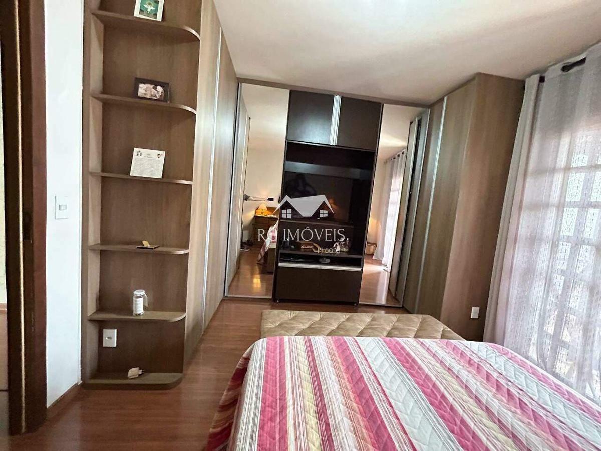 Casa, Diamante, 4 Quartos, 3 Vagas