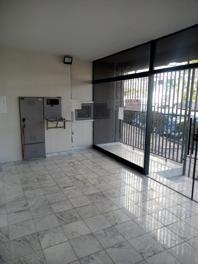 Prédio, Floresta, 0 Quarto, 25 Vagas
