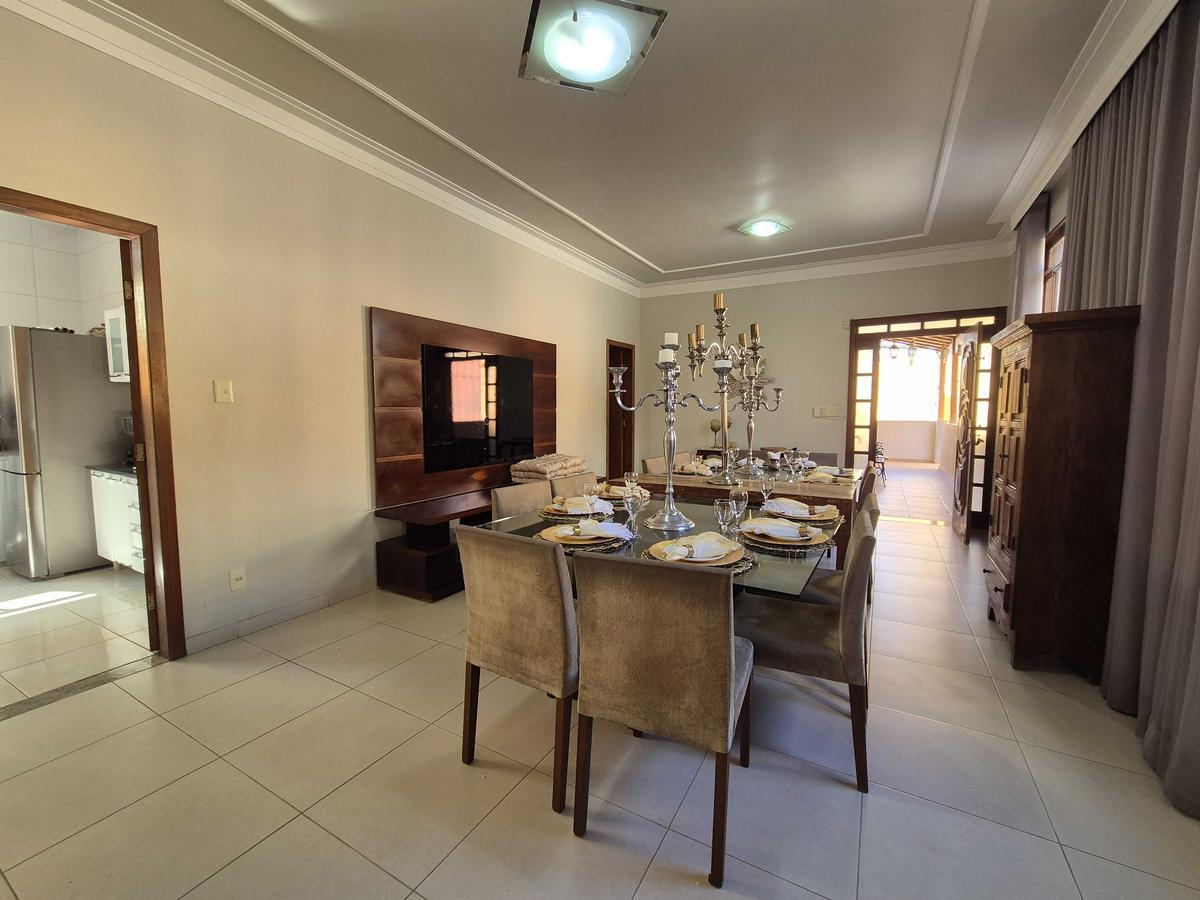 Casa, Calafate, 4 Quartos, 10 Vagas, 1 Suíte