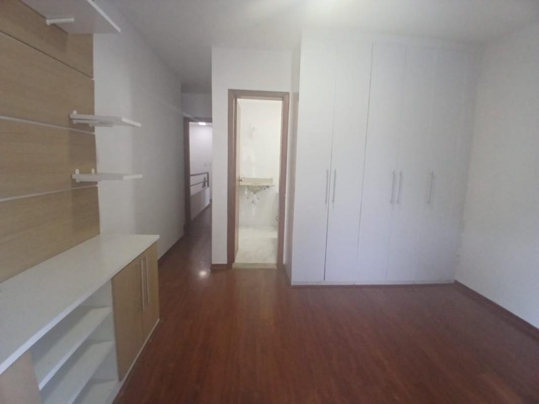 Casa, Heliópolis, 3 Quartos, 2 Vagas, 3 Suítes