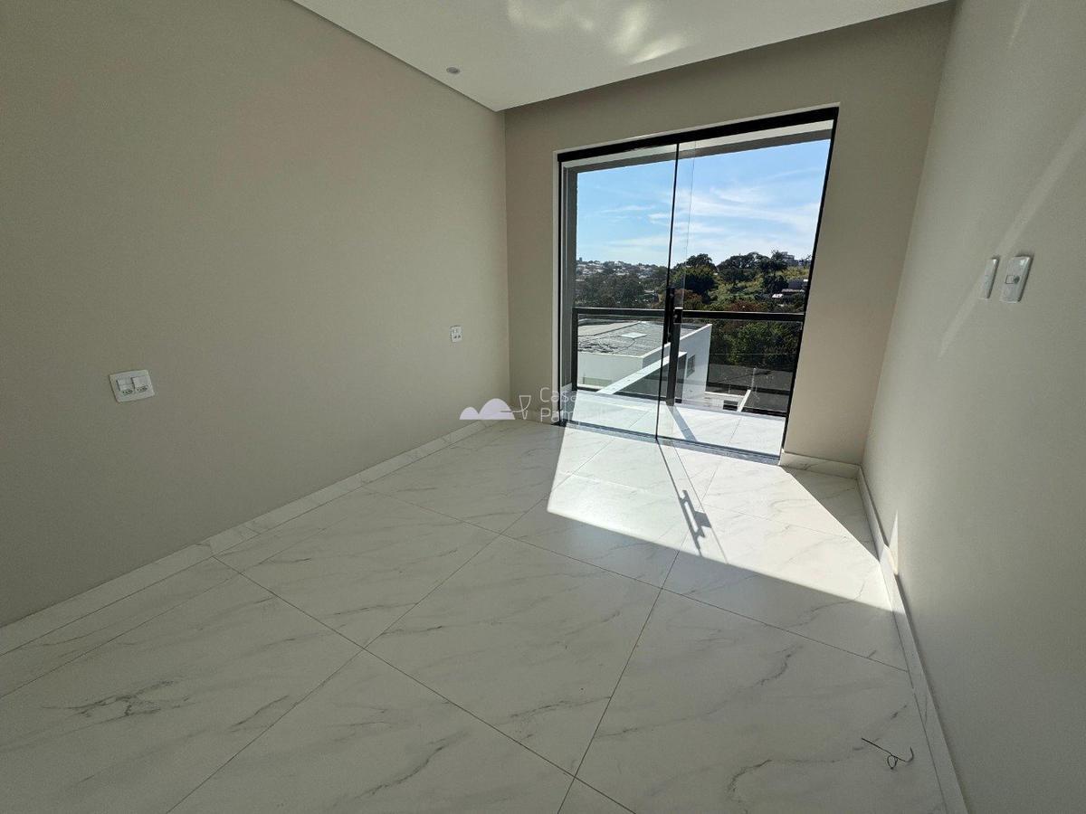 Casa, Trevo, 4 Quartos, 4 Vagas, 1 Suíte