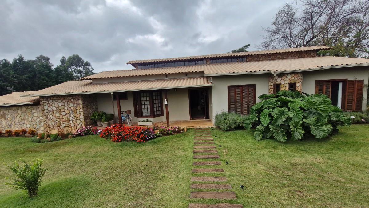 Casa, Estancia Estoril I, 4 Quartos, 10 Vagas, 2 Suítes