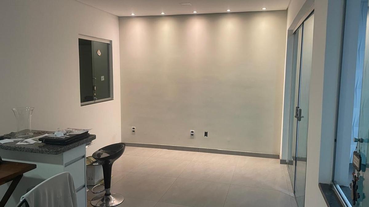 Casa, Fernão Dias, 3 Quartos, 2 Vagas, 1 Suíte