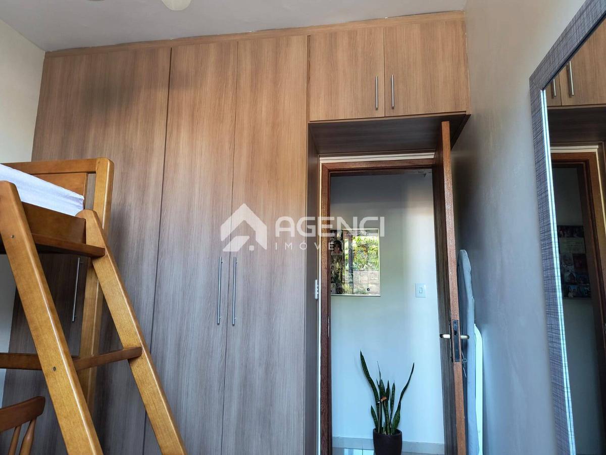 Apartamento, Glória, 2 Quartos, 0 Vaga, 0 Suíte