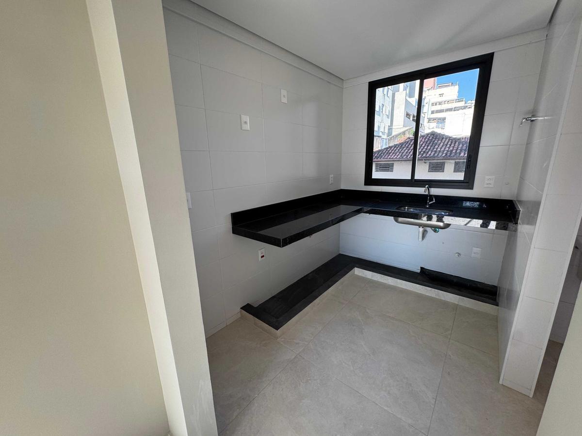 Apartamento, Serra, 2 Quartos, 2 Vagas, 1 Suíte
