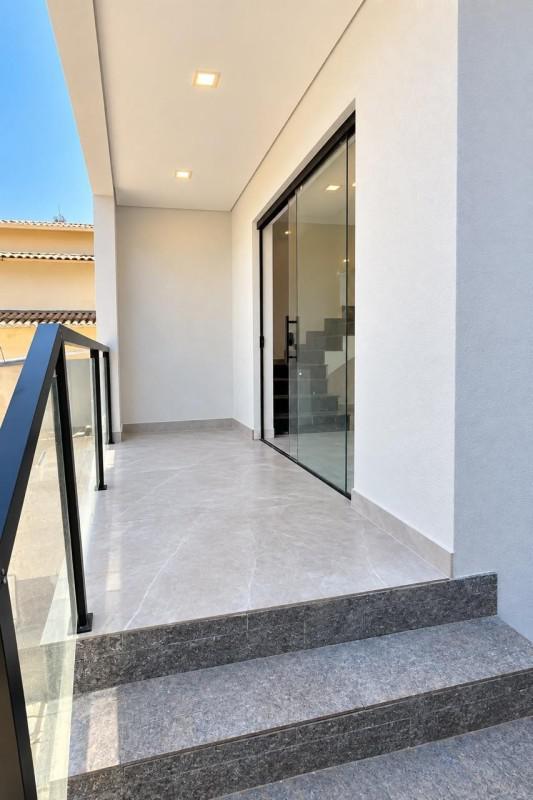Casa, Paquetá, 3 Quartos, 2 Vagas, 1 Suíte
