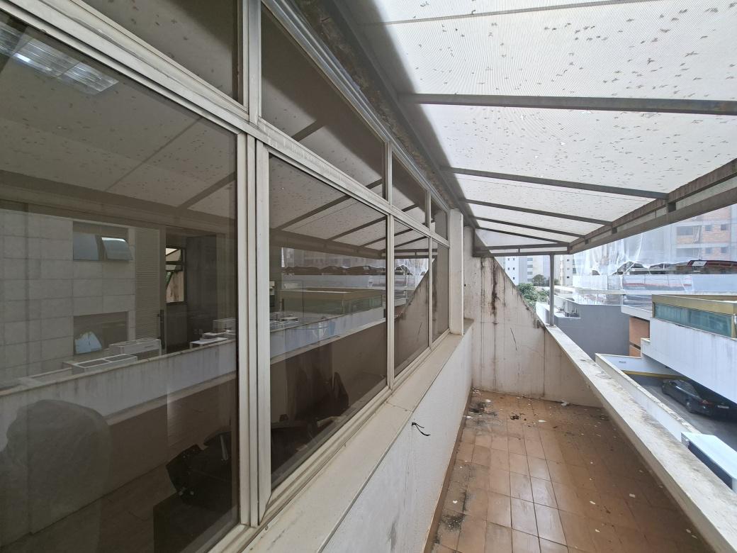 Sala, Savassi, 0 Quarto, 4 Vagas