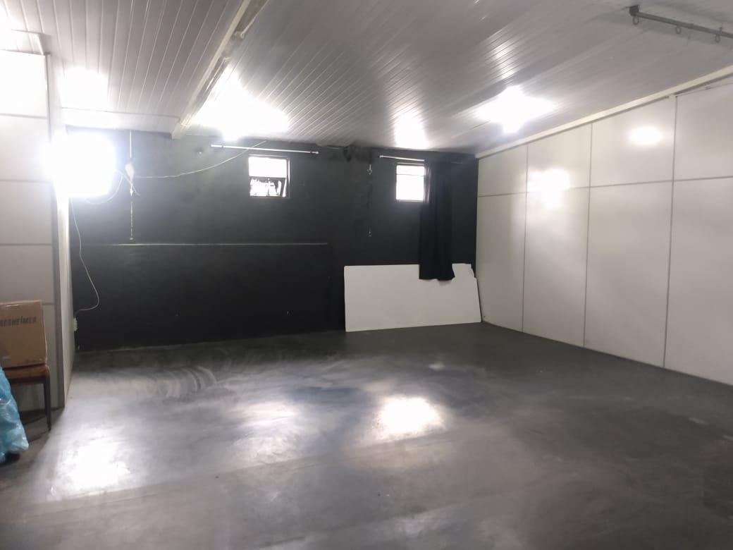 Prédio, Floresta, 0 Quarto, 0 Vaga