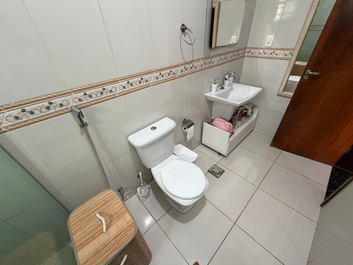 Casa, Europa, 3 Quartos, 3 Vagas, 1 Suíte