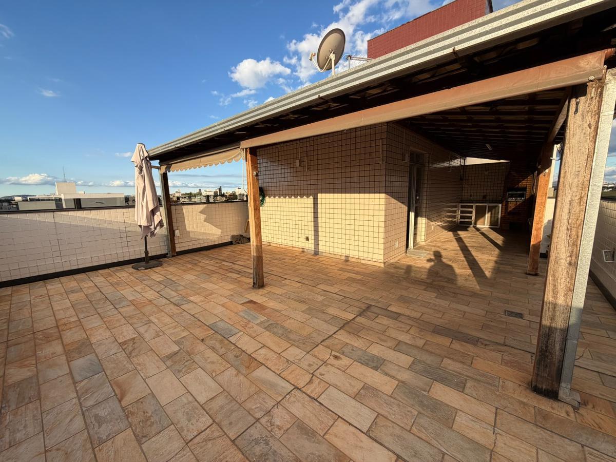 Cobertura, Santa Rosa, 3 Quartos, 2 Vagas, 1 Suíte