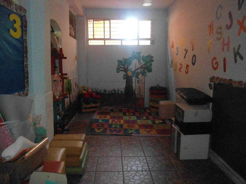 Casa Comercial, Jardim Riacho das Pedras, 14 Quartos, 0 Vaga